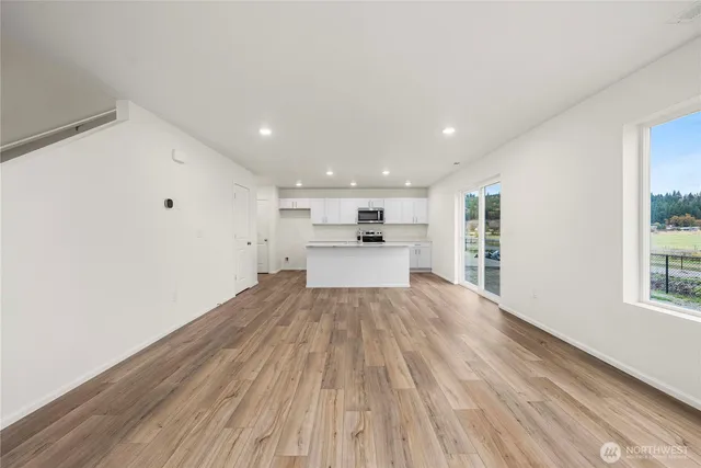 $429,990 | 655 Salzer Crk Drive, Centralia, WA 98531