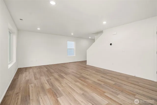 $429,990 | 655 Salzer Crk Drive, Centralia, WA 98531