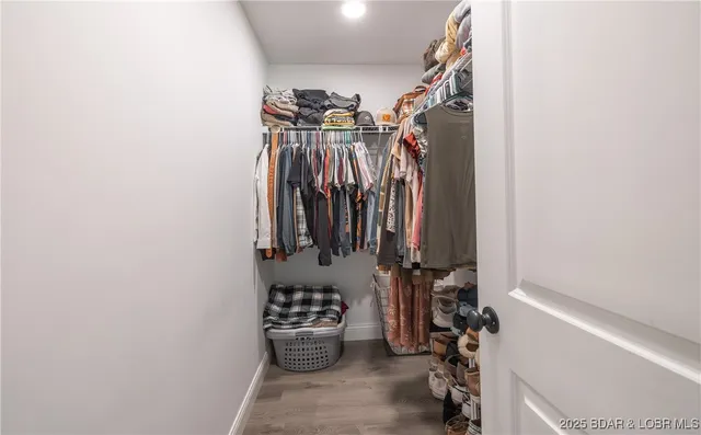 $319,700 | 400 Partridge Drive, Climax Springs, MO 65324