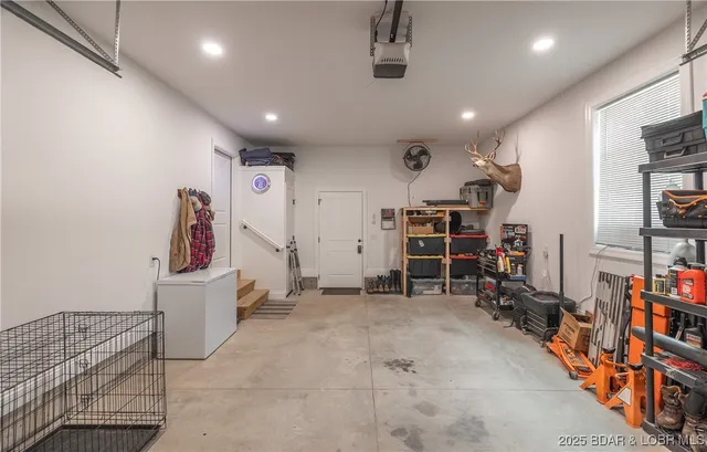 $319,700 | 400 Partridge Drive, Climax Springs, MO 65324