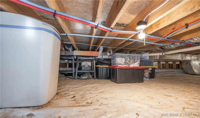 $319,700 | 400 Partridge Drive, Climax Springs, MO 65324