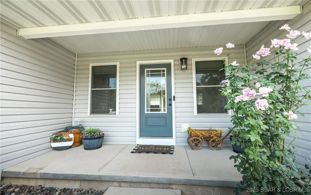 $319,700 | 400 Partridge Drive, Climax Springs, MO 65324