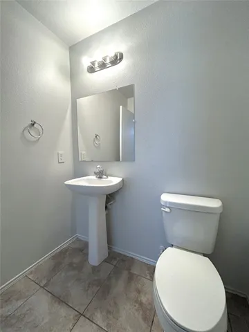 $2,250 | 18702 Desert Marigold Drive, Houston, TX 77073