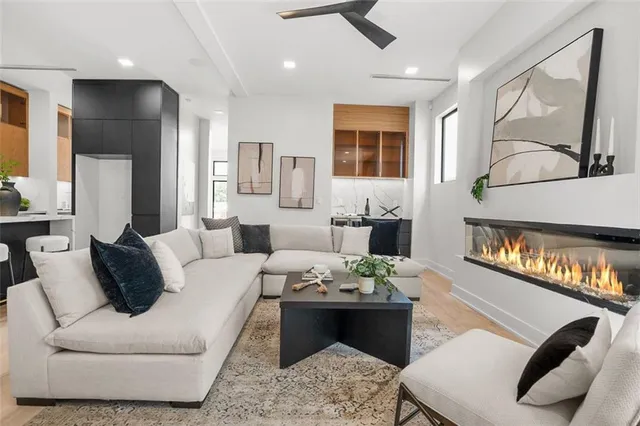 $1,299,900 | 1039 Avondale Avenue Southeast, Atlanta, GA 30312