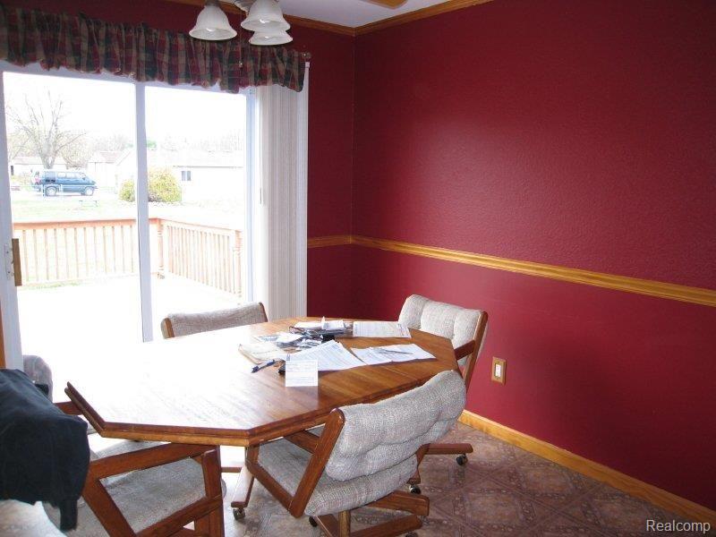 784 South Wilder Road Lapeer, MI 48446 - Photo 4 of 11 dining