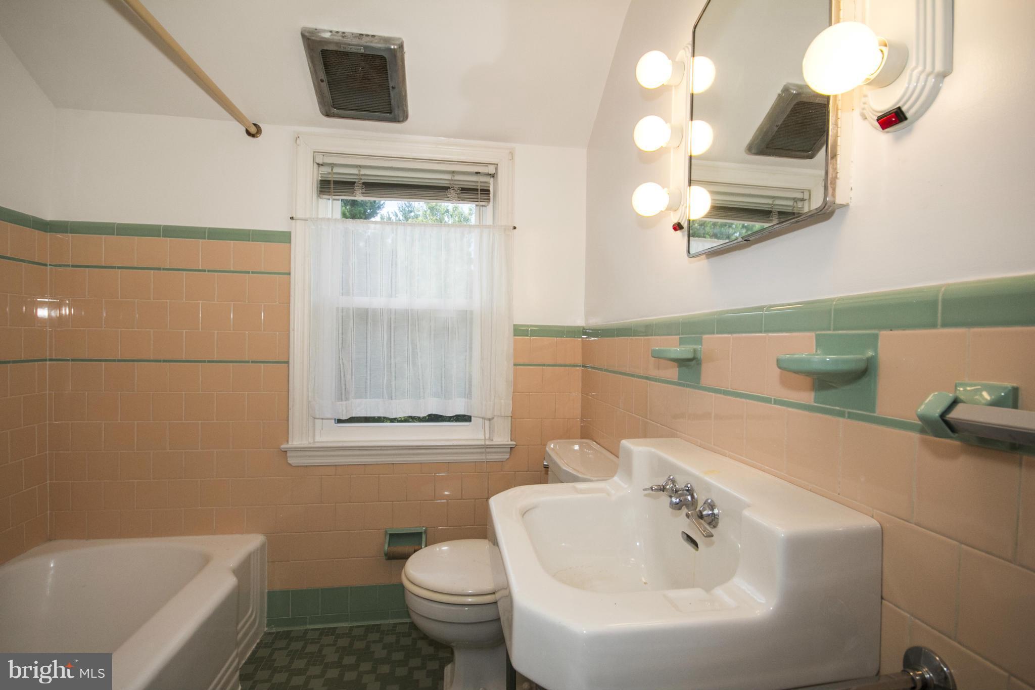 7513 Rockridge Road Pikesville, MD 21208 - Photo 27 of 30 Bath