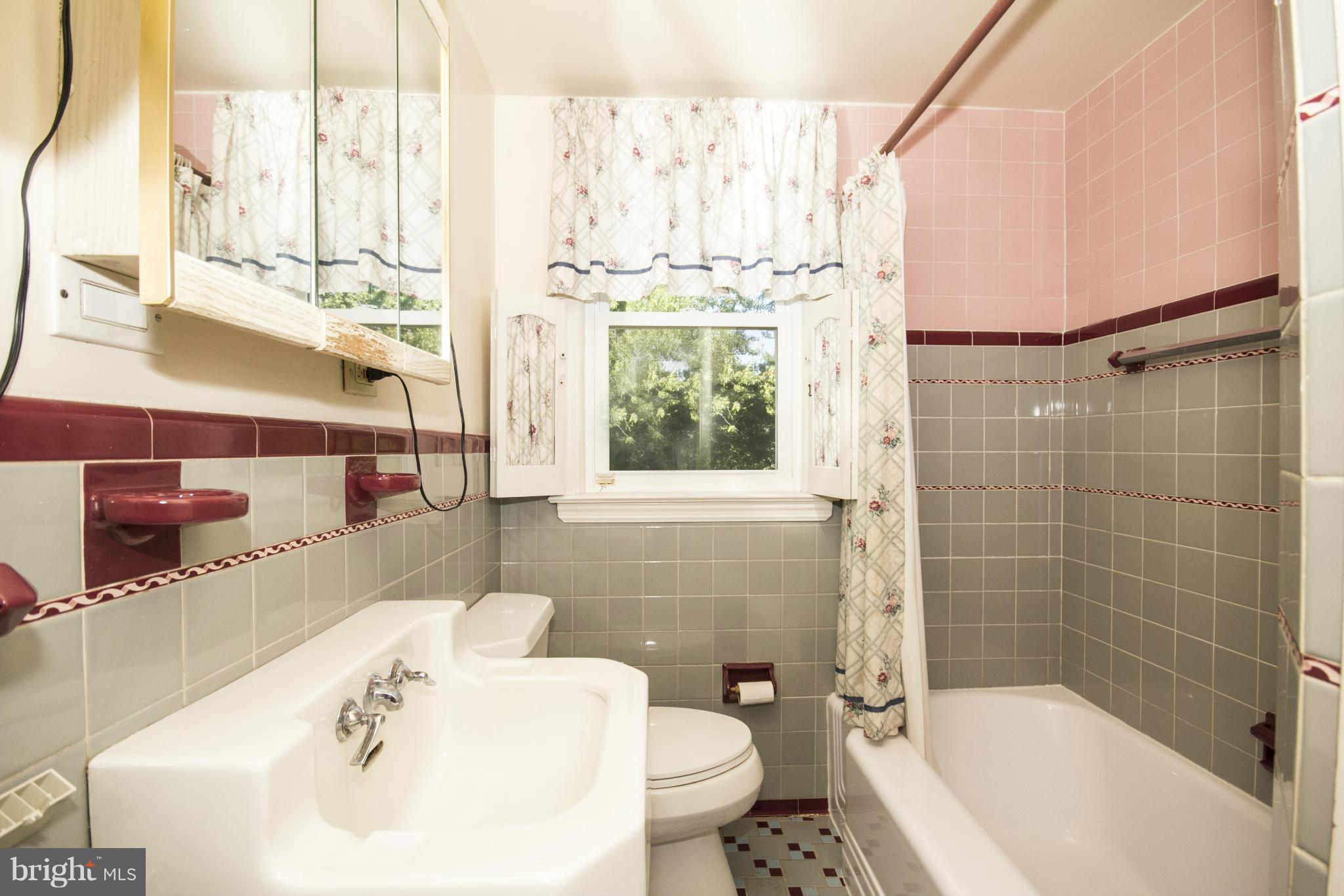 7513 Rockridge Road Pikesville, MD 21208 - Photo 10 of 30 Bath