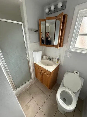 $1,000 | 605 East Coast Avenue, Lantana, FL 33462