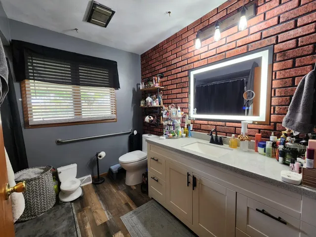 a view of a house with a big yard