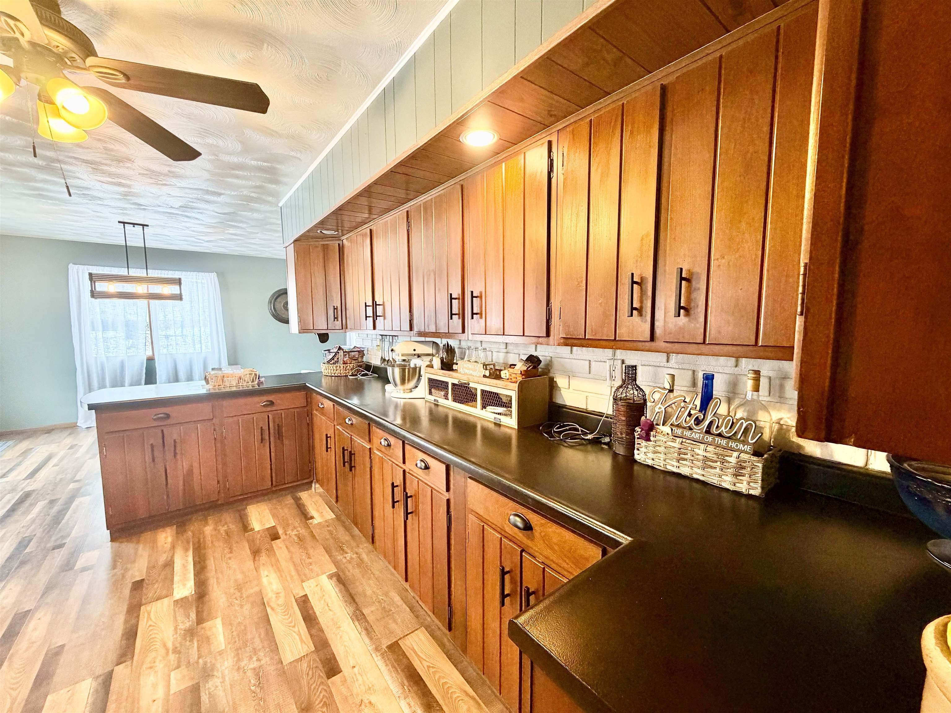 205 Highway 64 Lanark, IL 61046 - Photo 26 of 57