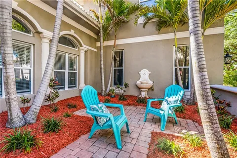$599,999 | 6160 56th Avenue, Vero Beach, FL 32967