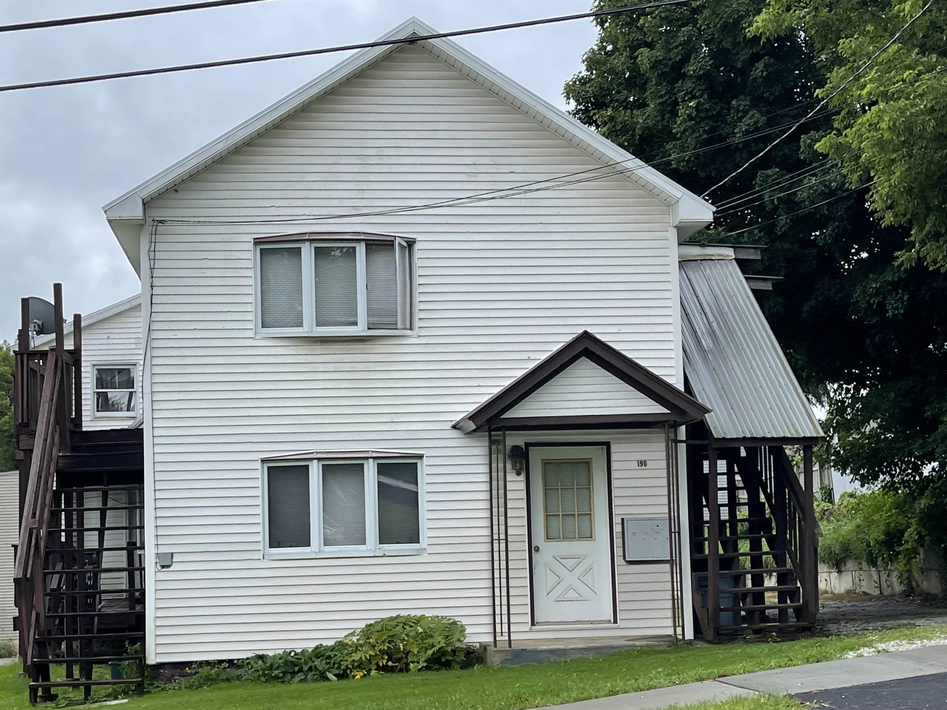 190 Crescent Street Rutland, VT 05701 - Photo 1 of 22