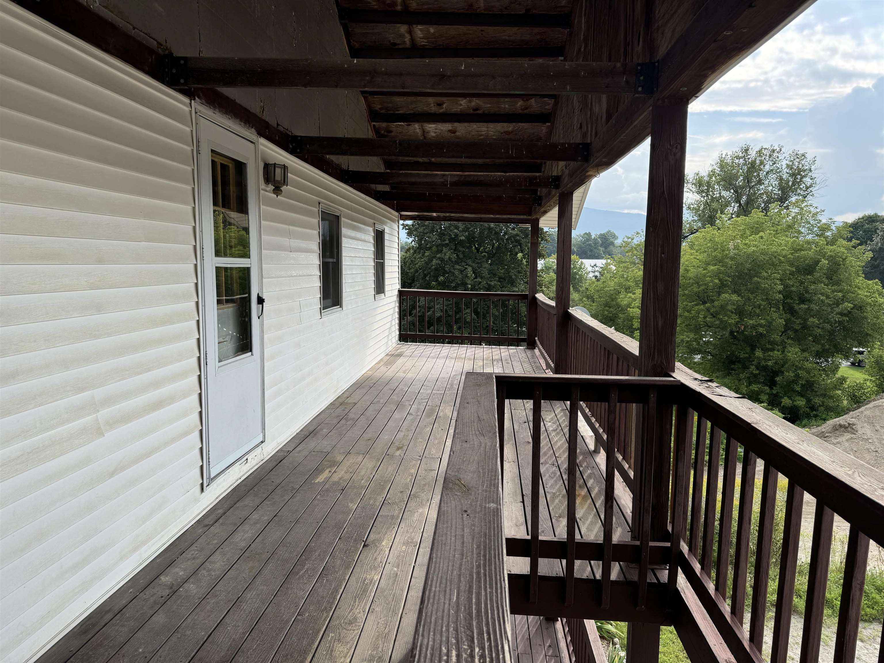 190 Crescent Street Rutland, VT 05701 - Photo 7 of 22