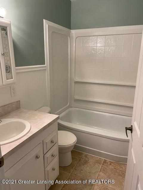 201 Haslett Road Haslett, MI 48840 - Photo 14 of 31 h9