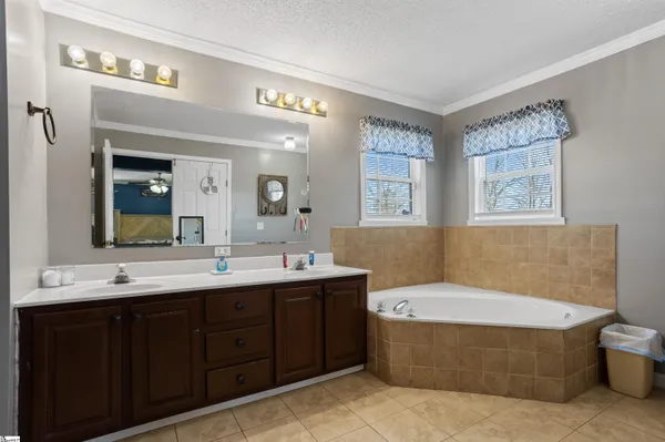 $770,000 | 1320 Highway 182, Fair Play, SC 29643