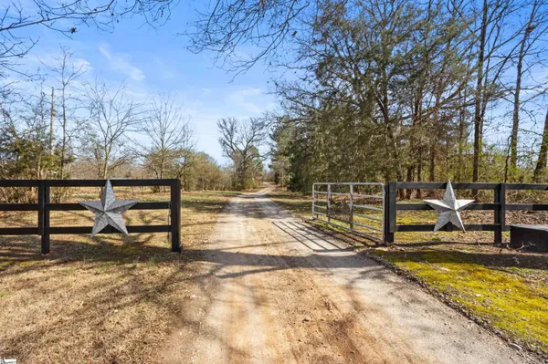 $770,000 | 1320 Highway 182, Fair Play, SC 29643