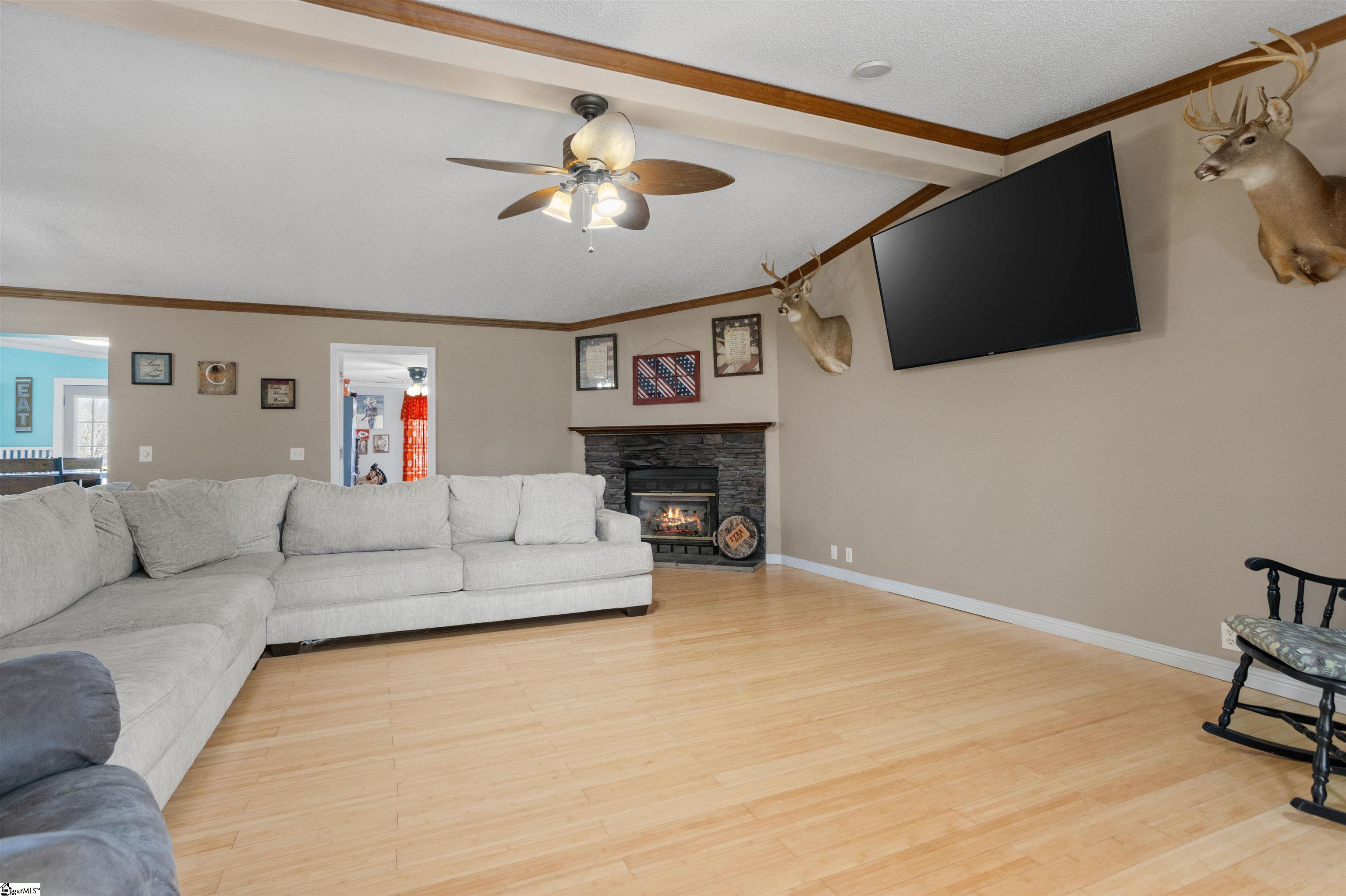 1320 Highway 182 Fair Play, SC 29643 - Photo 5 of 44