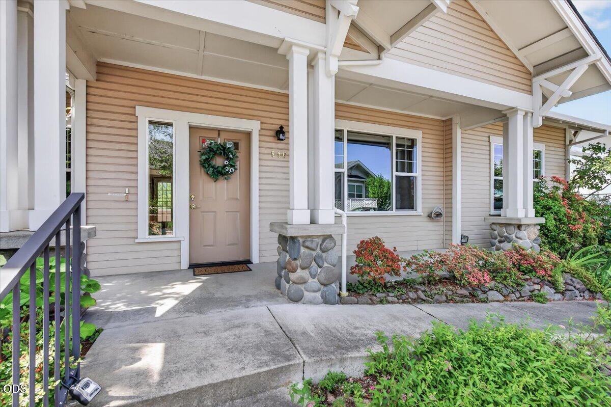 846 Stony Point Ashland, OR 97520 - Photo 3 of 54