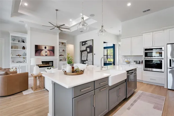 $949,000 | 31778 Red Tail Boulevard, Sorrento, FL 32776