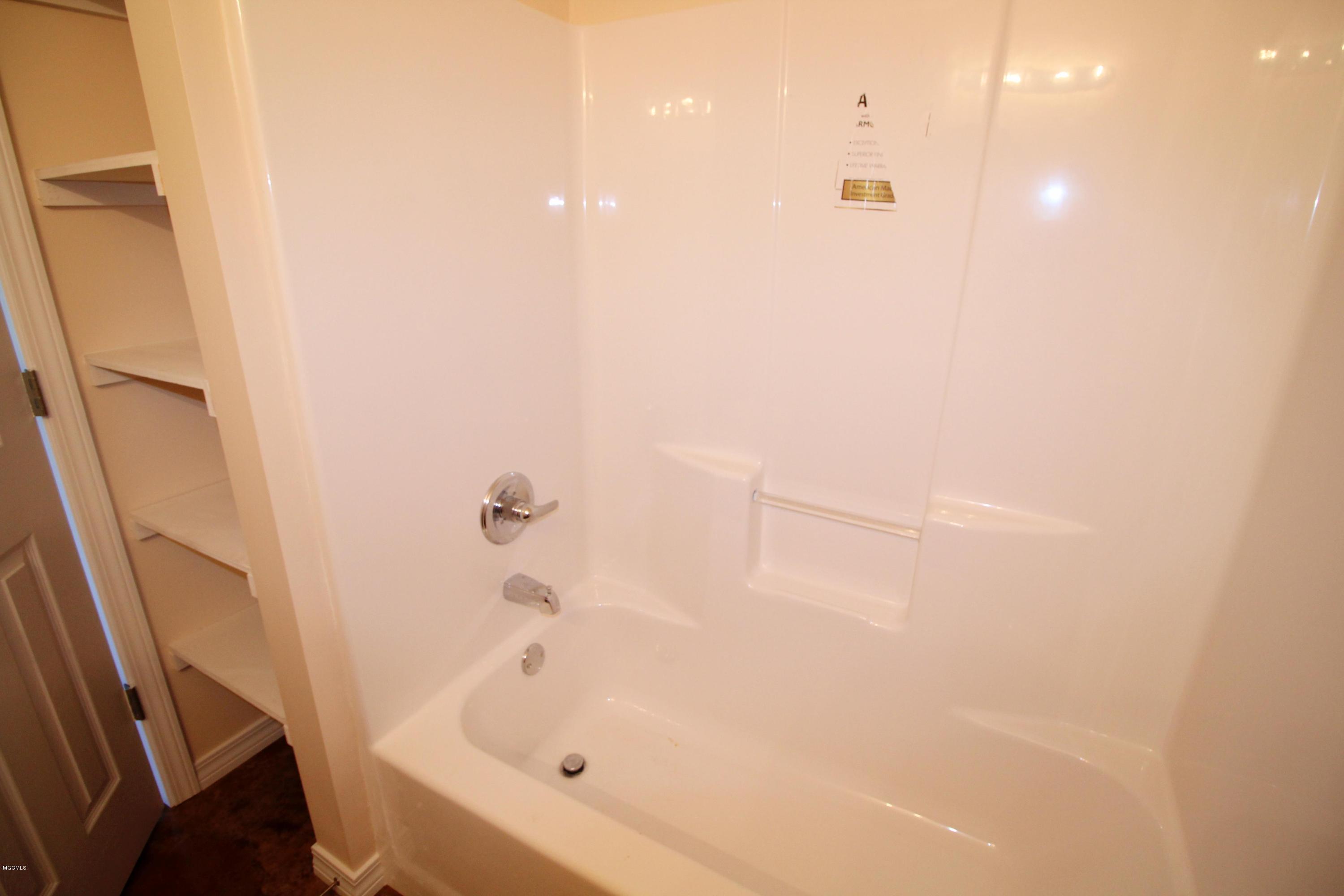 133 Gill Road Lucedale, MS 39452 - Photo 8 of 16 Master Bathroom