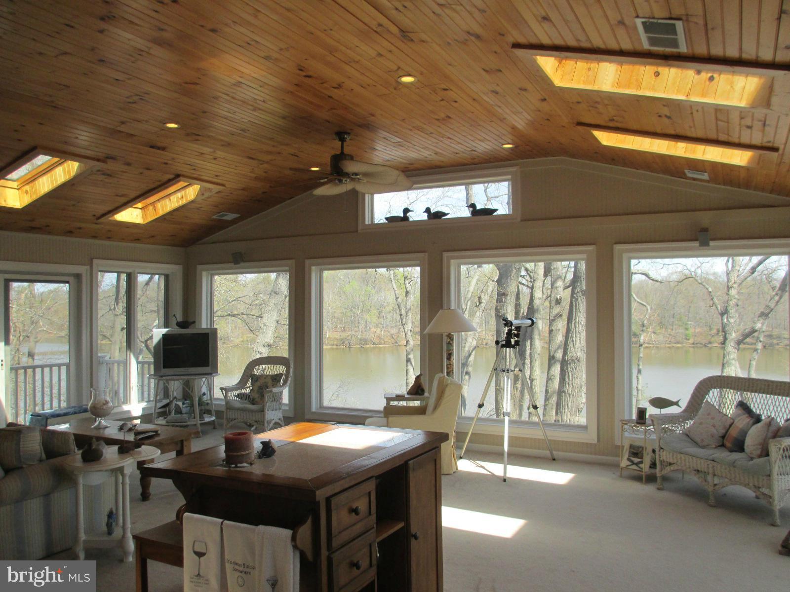 10801 Kasota Road Chestertown, MD 21620 - Photo 5 of 17 Living Room
