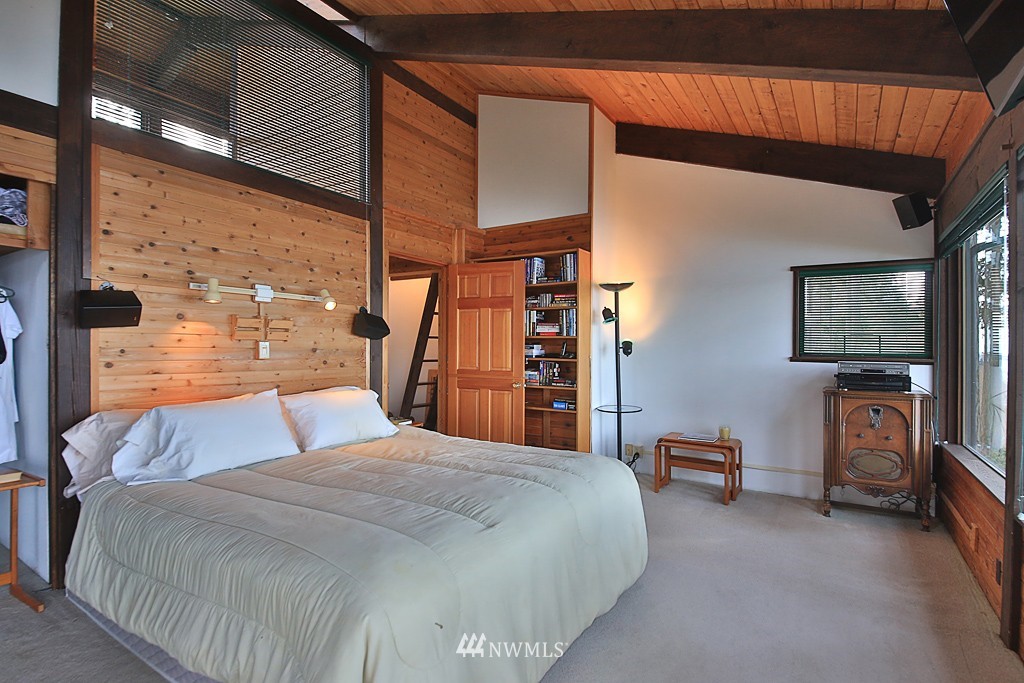 3161 Fox Spit Road Langley, WA 98260 - Photo 13 of 24 Gallery Image 13