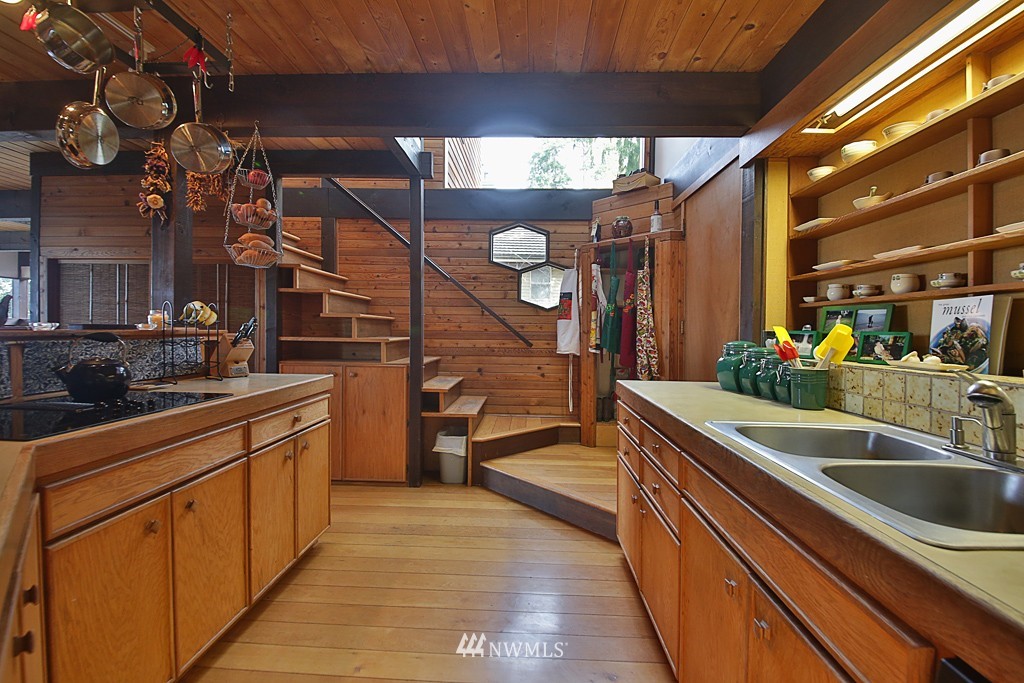 3161 Fox Spit Road Langley, WA 98260 - Photo 9 of 24 Gallery Image 9