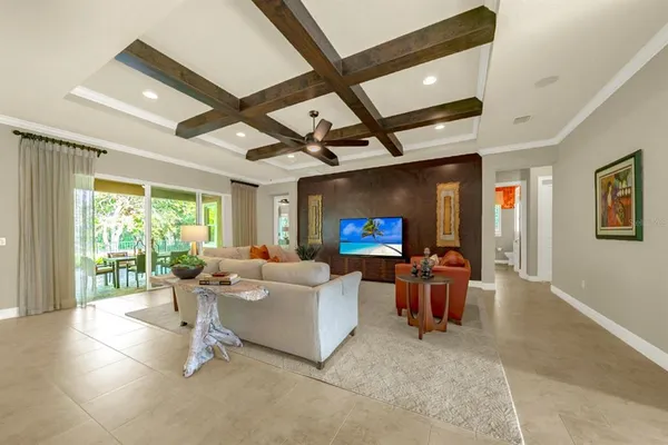 $575,000 | 300 Lamberton Lane, DeLand, FL 32724