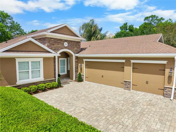$575,000 | 300 Lamberton Lane, DeLand, FL 32724
