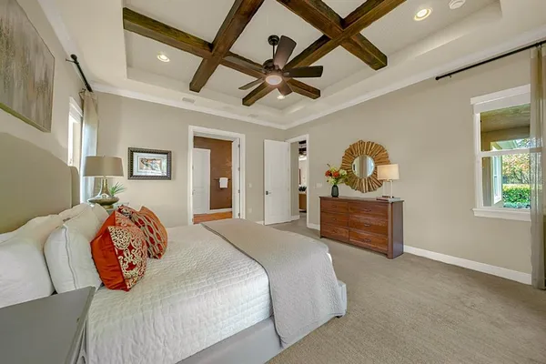 $575,000 | 300 Lamberton Lane, DeLand, FL 32724