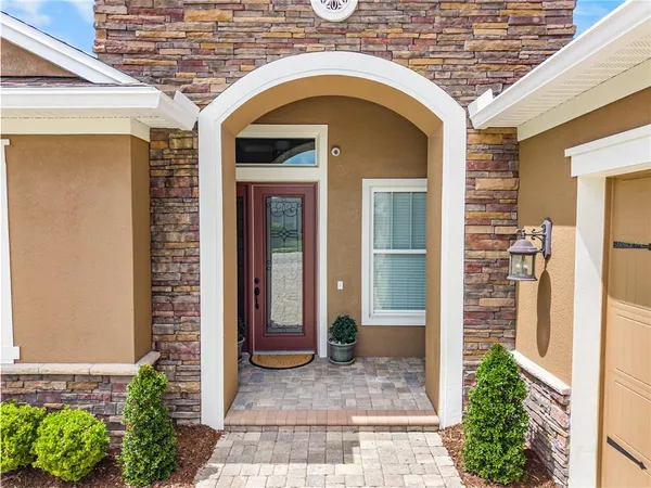 $575,000 | 300 Lamberton Lane, DeLand, FL 32724