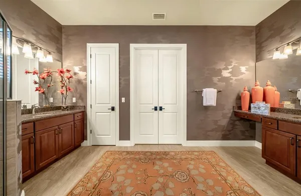 $575,000 | 300 Lamberton Lane, DeLand, FL 32724