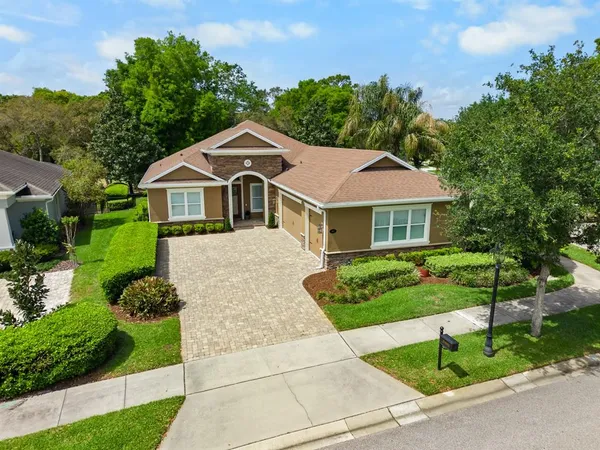 $575,000 | 300 Lamberton Lane, DeLand, FL 32724