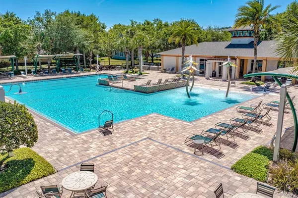 $575,000 | 300 Lamberton Lane, DeLand, FL 32724