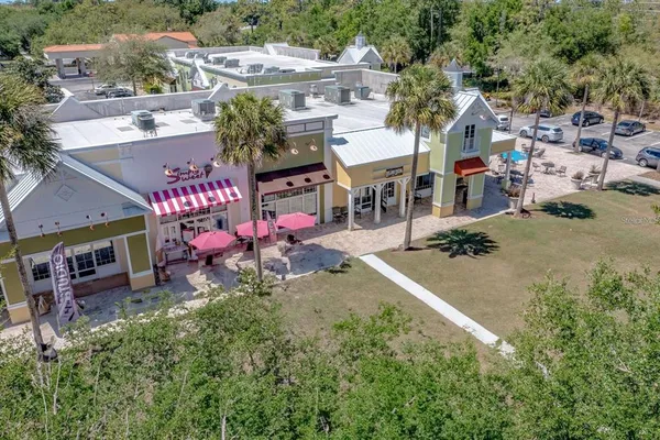 $575,000 | 300 Lamberton Lane, DeLand, FL 32724