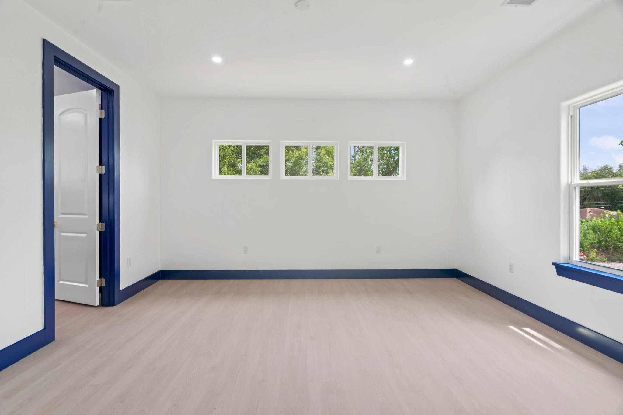 7831 Sandy Street Houston, TX 77028 - Photo 12 of 32 Primary Bedroom