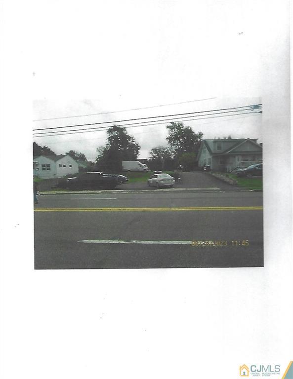 a view of a yard