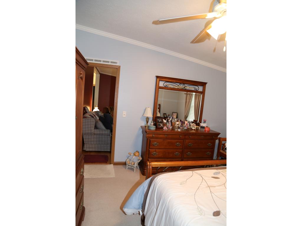 34 Ledgewood Way Manchester, NH 03104 - Photo 26 of 36 Gallery Image 26