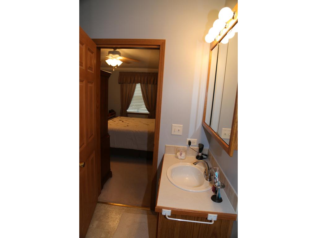 34 Ledgewood Way Manchester, NH 03104 - Photo 29 of 36 Gallery Image 29