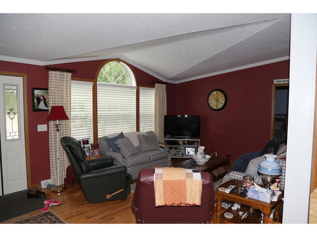 34 Ledgewood Way Manchester, NH 03104 - Photo 6 of 36 Gallery Image 6