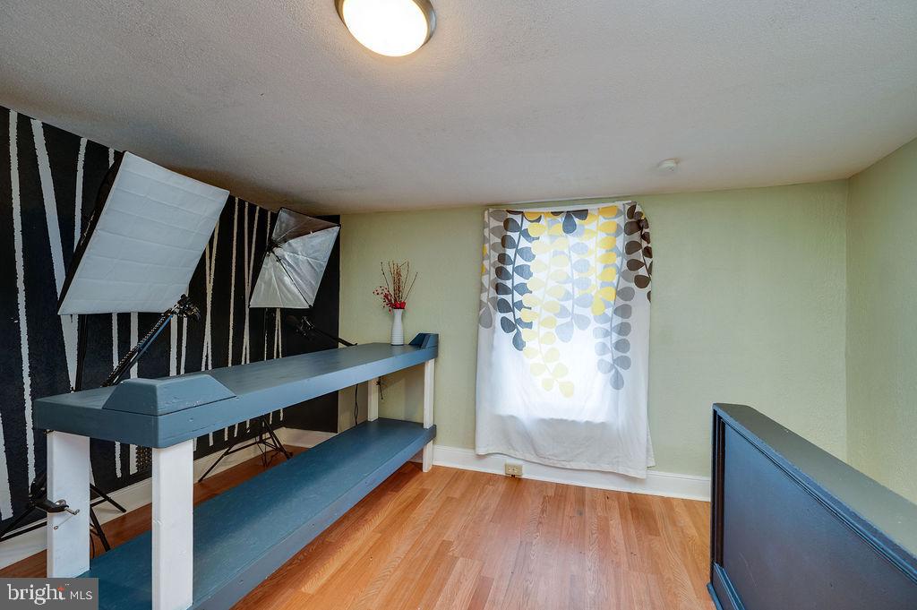 431 South 11th Street Reading, PA 19602 - Photo 33 of 43 Versatile space with natural light and charm.