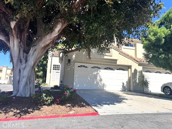 $3,500 | 1 Almador, Irvine, CA 92614