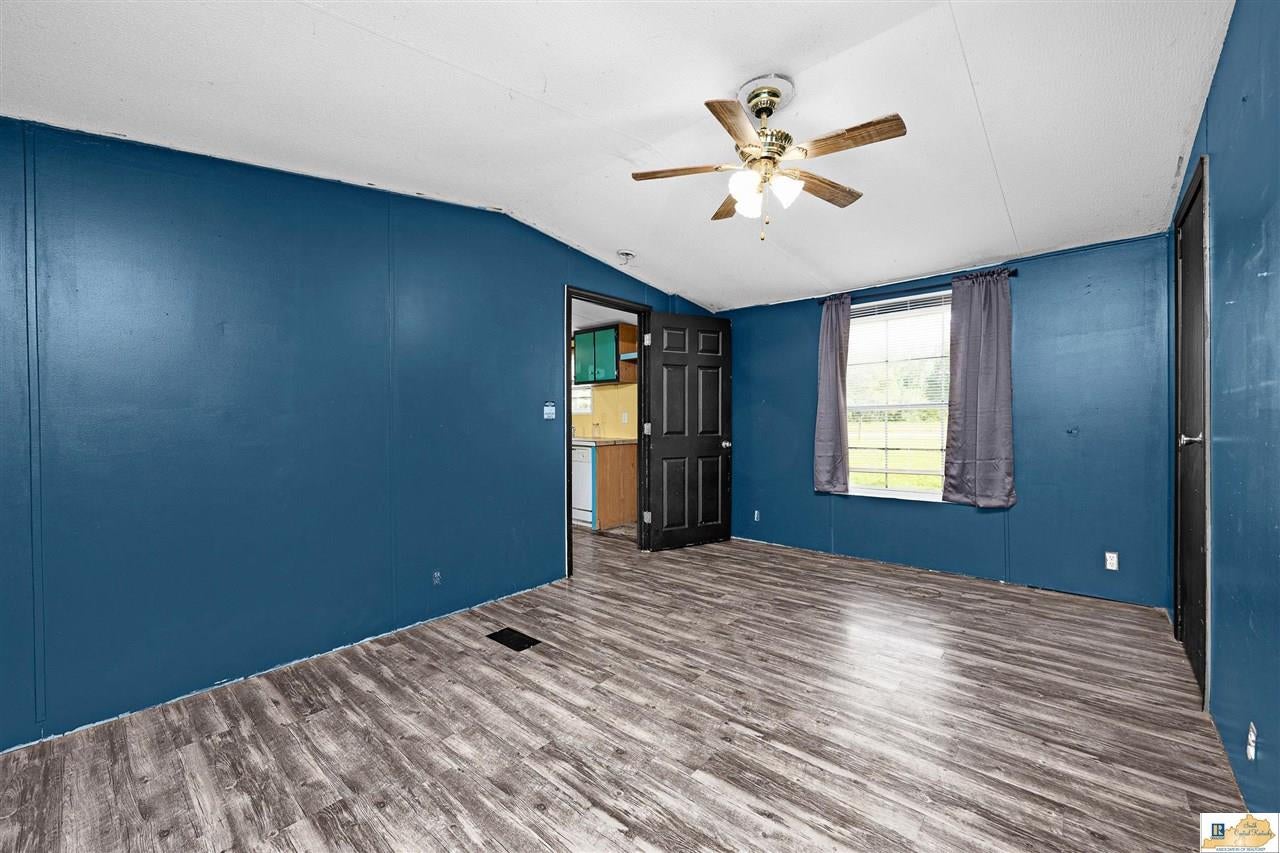 1135 Strong Branch Road Liberty, KY 42539 - Photo 20 of 31 Gallery Image 20