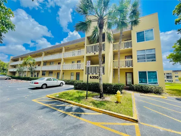 $1,400 | 6350 Northwest 62nd Street, Unit 308, Tamarac, FL 33319