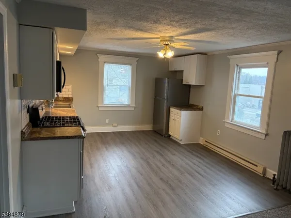 $2,250 | 412 South Valley Road, Orange, NJ 07050