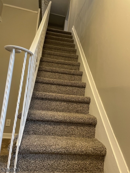 412 South Valley Road Orange, NJ 07050 - Photo 7 of 18 a view of entryway
