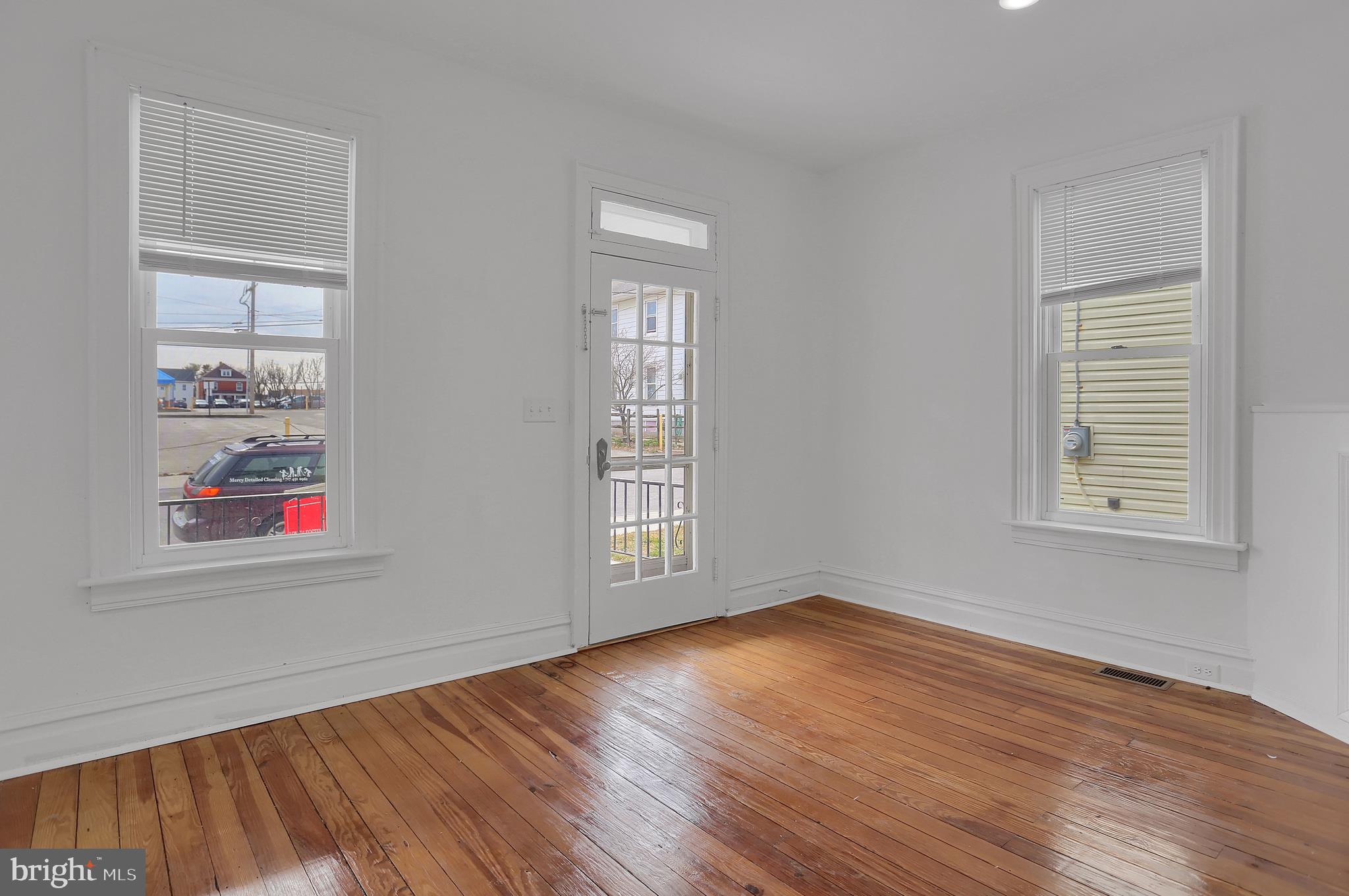416 Locust Street Hanover, PA 17331 - Photo 8 of 30 Family Room