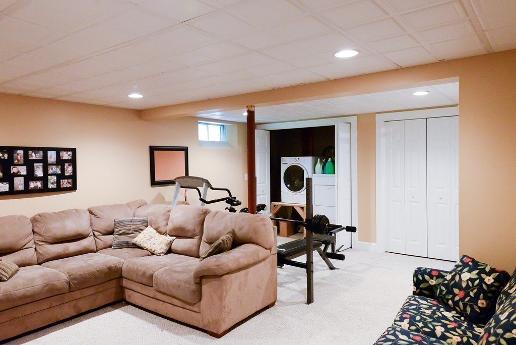7 Pine Meadow Road Phillipston, MA 01331 - Photo 14 of 20