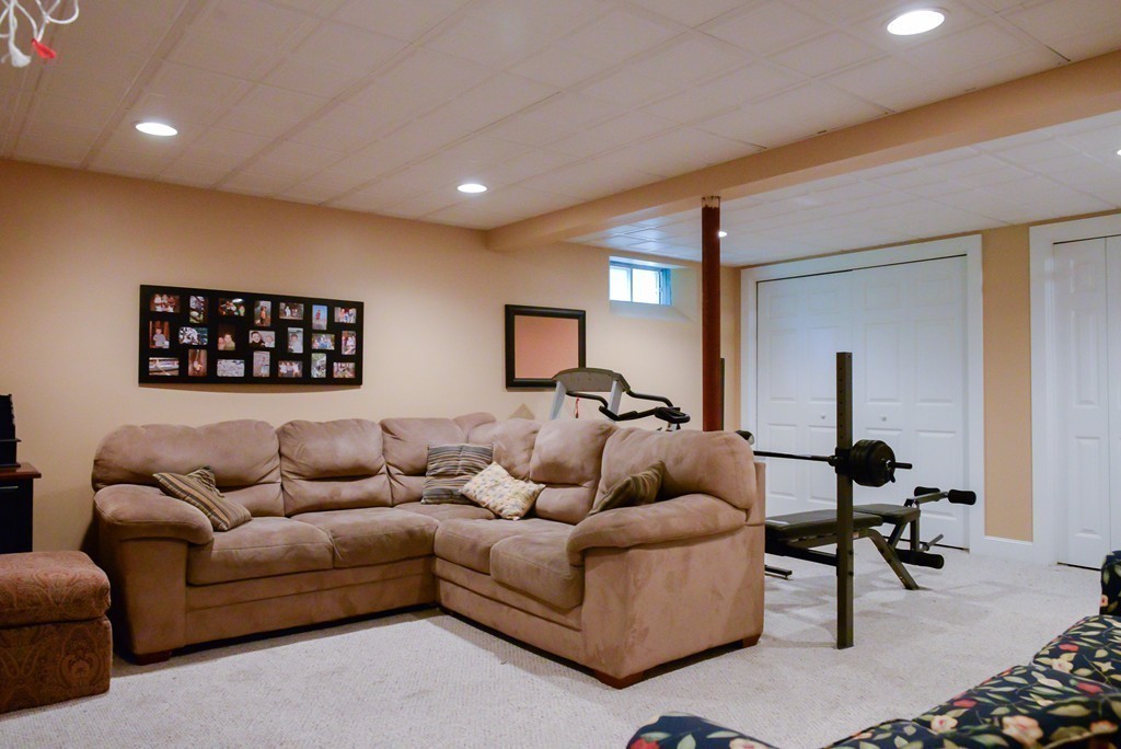 7 Pine Meadow Road Phillipston, MA 01331 - Photo 15 of 20