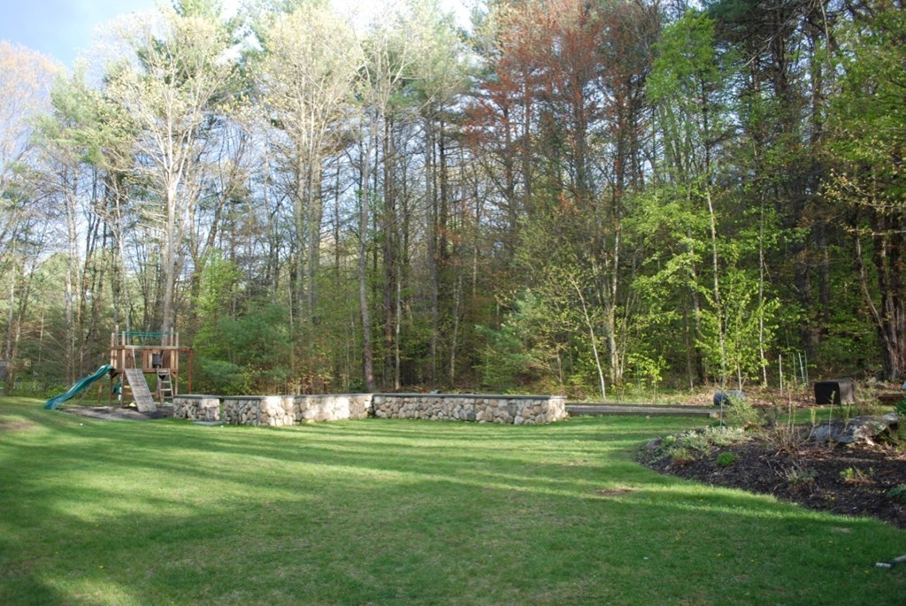 7 Pine Meadow Road Phillipston, MA 01331 - Photo 5 of 20